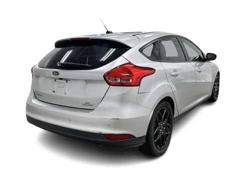 Thumbnail: 2016 Ford Focus - 13