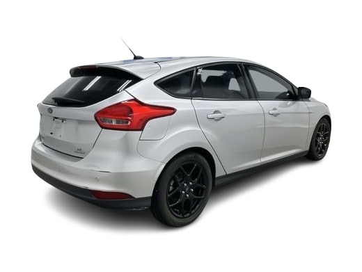 Thumbnail: 2016 Ford Focus - 14