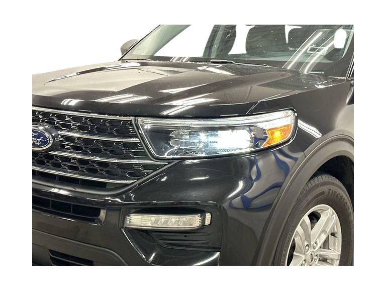 Thumbnail: 2021 Ford Explorer - 32