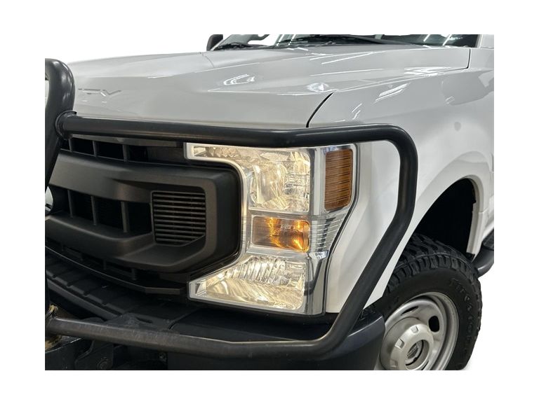 Thumbnail: 2020 Ford F-250 - 32