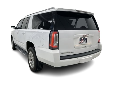 Thumbnail: 2018 GMC Yukon XL - 3