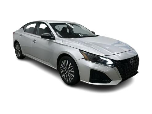 Thumbnail: 2025 Nissan Altima - 16