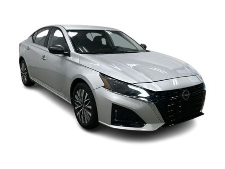 Thumbnail: 2025 Nissan Altima - 17