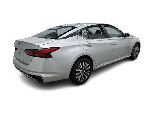 Thumbnail: 2025 Nissan Altima - 15