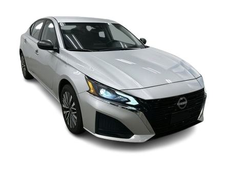 Thumbnail: 2024 Nissan Altima - 16