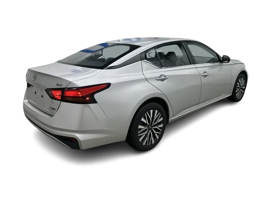 Thumbnail: 2024 Nissan Altima - 14
