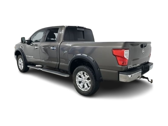 Thumbnail: 2016 Nissan Titan - 21