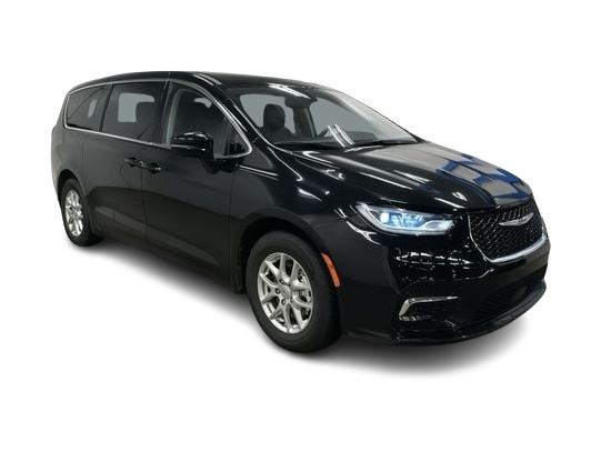Thumbnail: 2024 Chrysler Pacifica - 16