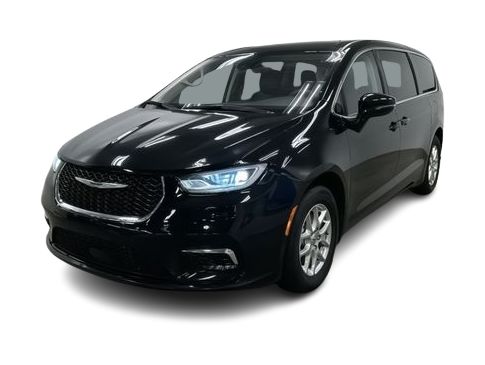 Thumbnail: 2024 Chrysler Pacifica - 18
