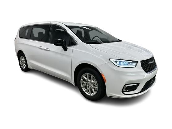 Thumbnail: 2025 Chrysler Pacifica - 16