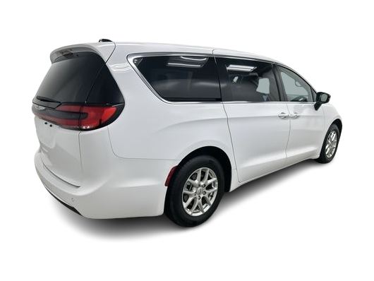 Thumbnail: 2025 Chrysler Pacifica - 14