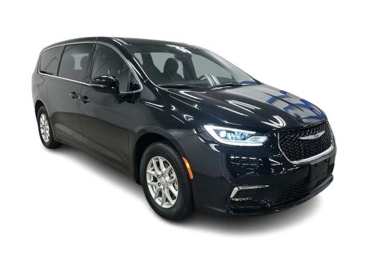 Thumbnail: 2026 Chrysler Pacifica - 16