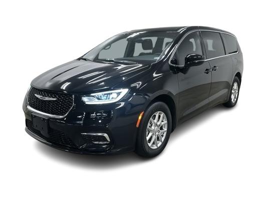 Thumbnail: 2026 Chrysler Pacifica - 17