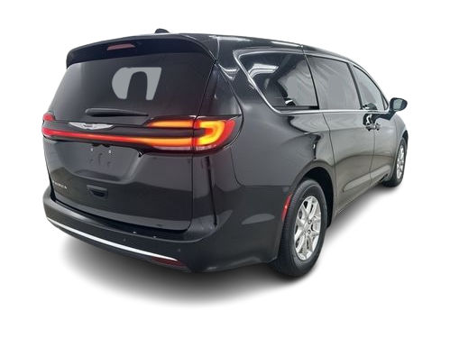 Thumbnail: 2026 Chrysler Pacifica - 13