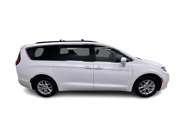 2022 Chrysler Pacifica Touring L 19