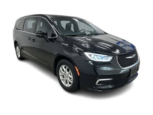 Thumbnail: 2025 Chrysler Pacifica - 16