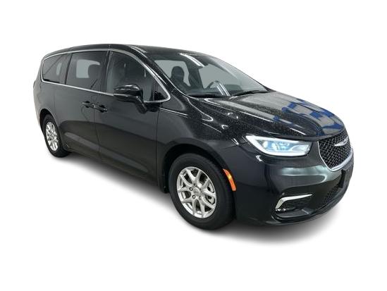 Thumbnail: 2025 Chrysler Pacifica - 15