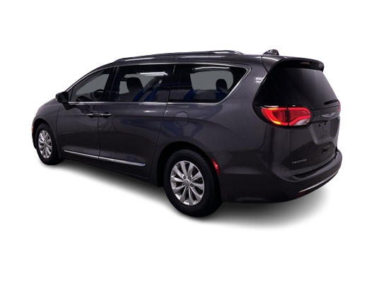 2018 Chrysler Pacifica  21