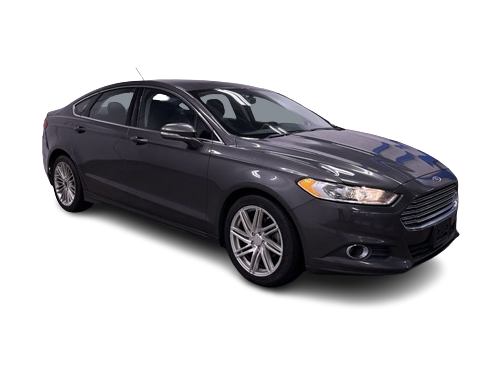 2016 Ford Fusion SE 16