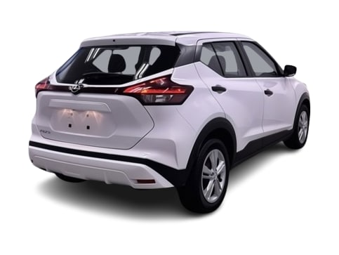 2024 Nissan Kicks S 14