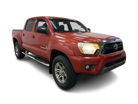 Thumbnail: 2014 Toyota Tacoma - 16