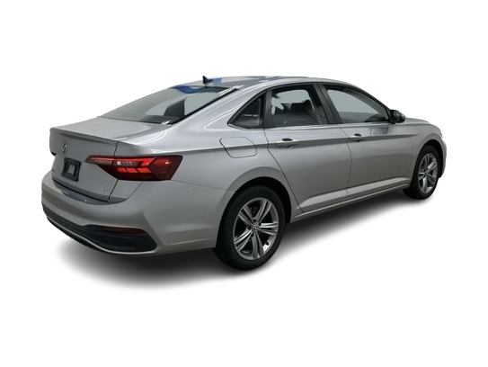 Thumbnail: 2024 Volkswagen Jetta - 15