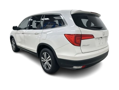 Thumbnail: 2017 Honda Pilot - 3