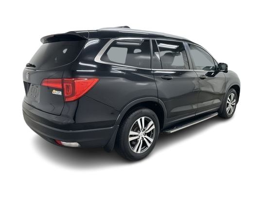 Thumbnail: 2016 Honda Pilot - 16
