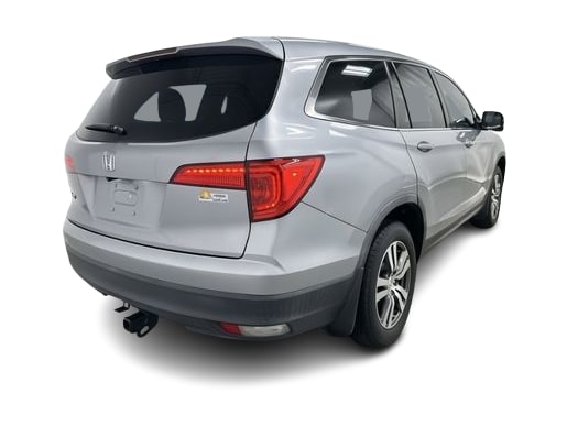 Thumbnail: 2017 Honda Pilot - 14