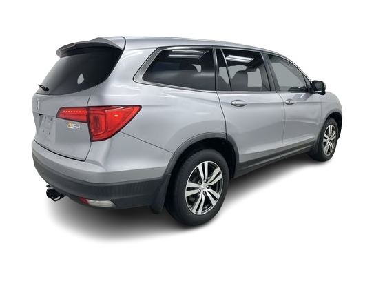Thumbnail: 2017 Honda Pilot - 15