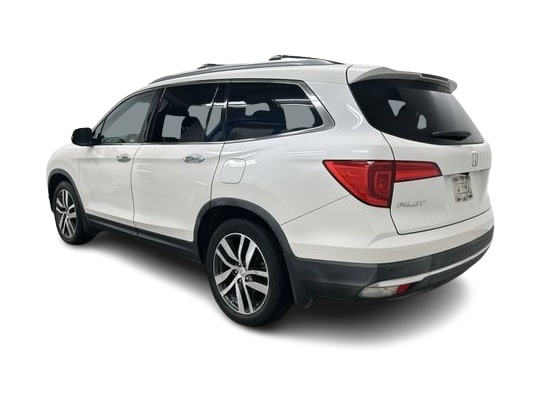 Thumbnail: 2018 Honda Pilot - 18
