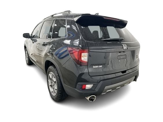 Thumbnail: 2023 Honda Passport - 3