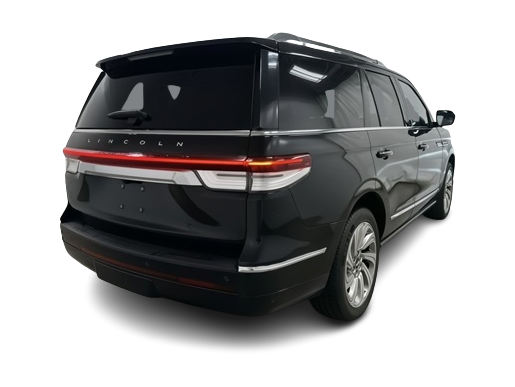 Thumbnail: 2024 Lincoln Navigator - 12