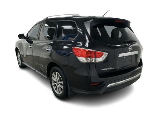 Thumbnail: 2015 Nissan Pathfinder - 3