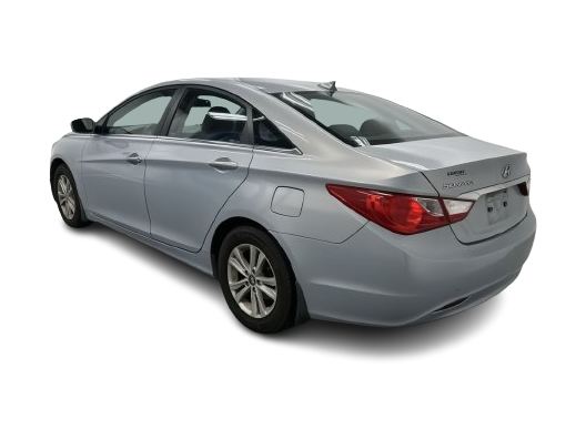 Thumbnail: 2013 Hyundai Sonata - 4