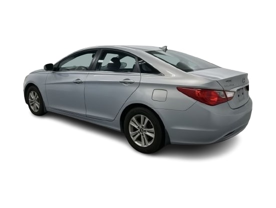 Thumbnail: 2013 Hyundai Sonata - 3
