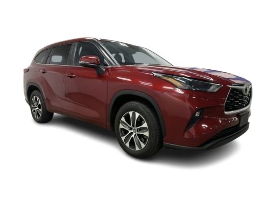 Thumbnail: 2023 Toyota Highlander - 17