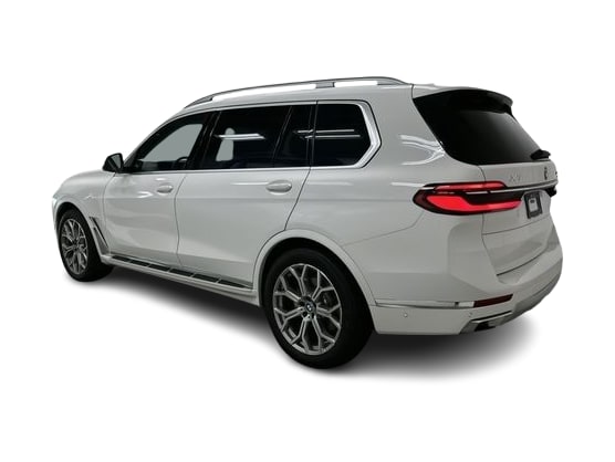 Thumbnail: 2026 BMW X7 - 20
