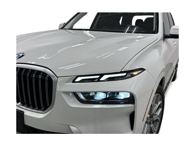 Thumbnail: 2026 BMW X7 - 33