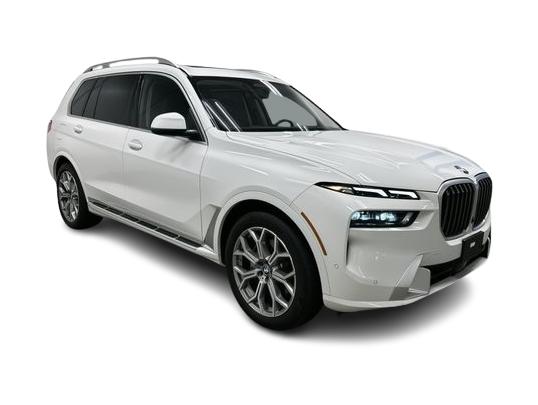 Thumbnail: 2026 BMW X7 - 16
