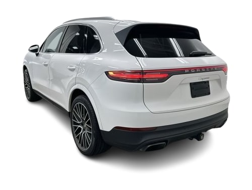 Thumbnail: 2019 Porsche Cayenne - 3