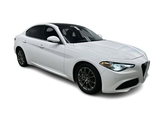 Thumbnail: 2017 Alfa Romeo Giulia - 16