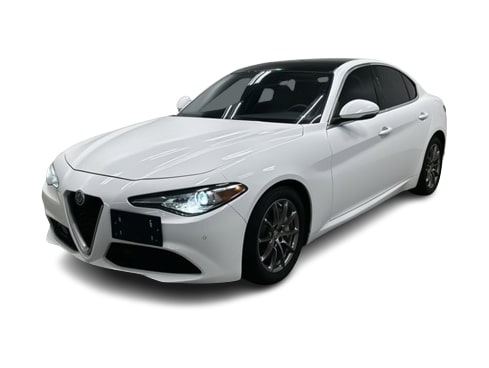 Thumbnail: 2017 Alfa Romeo Giulia - 18