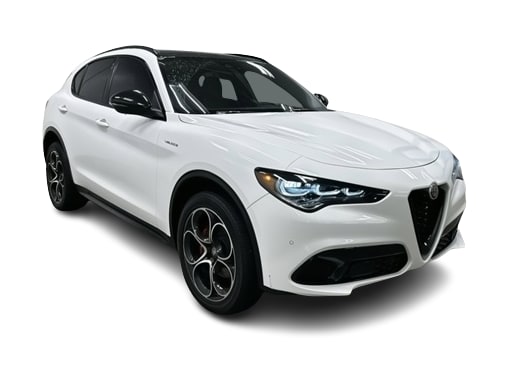 Thumbnail: 2024 Alfa Romeo Stelvio - 15