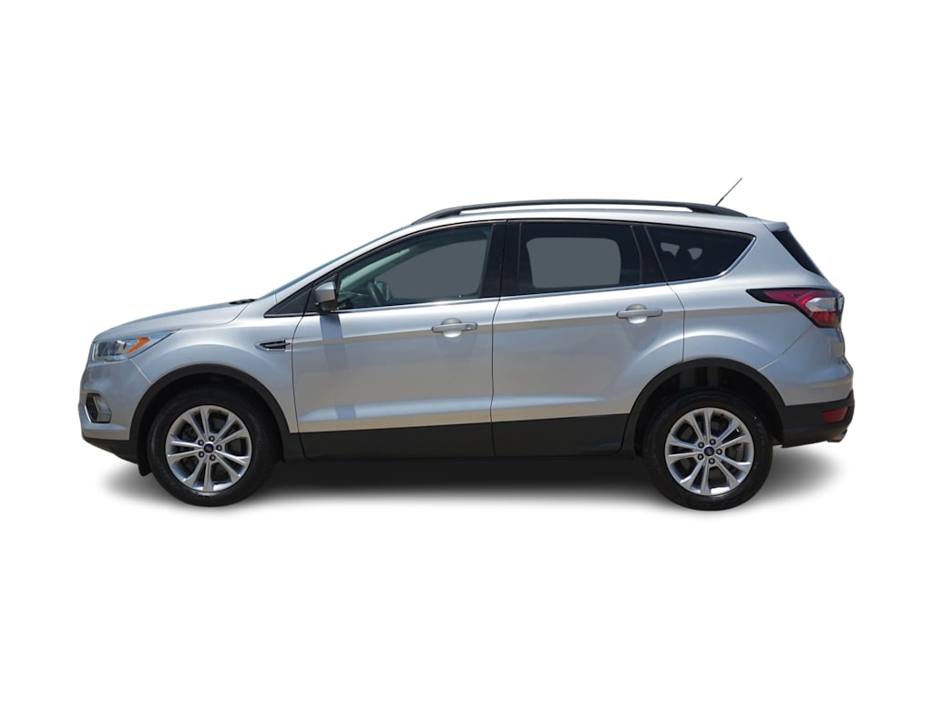 Thumbnail: 2017 Ford Escape - 3