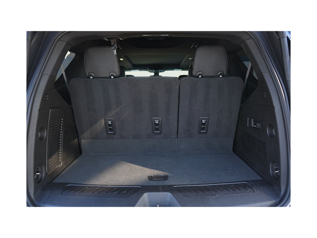 Thumbnail: 2022 Chevrolet Tahoe - 18