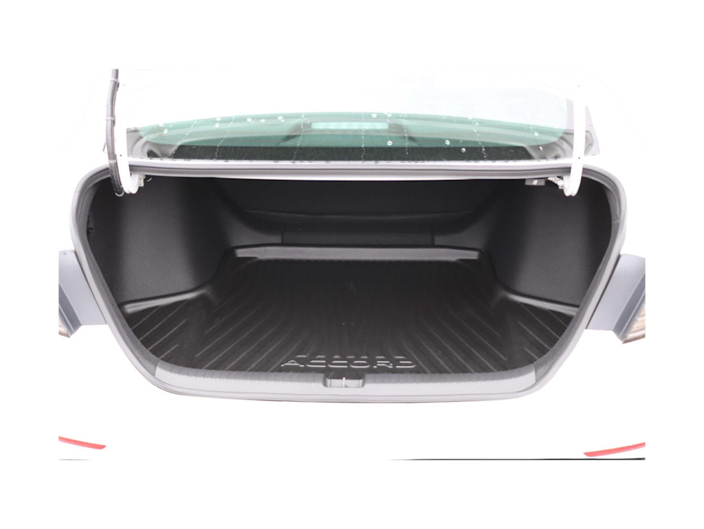 2025 Honda Accord LX 18