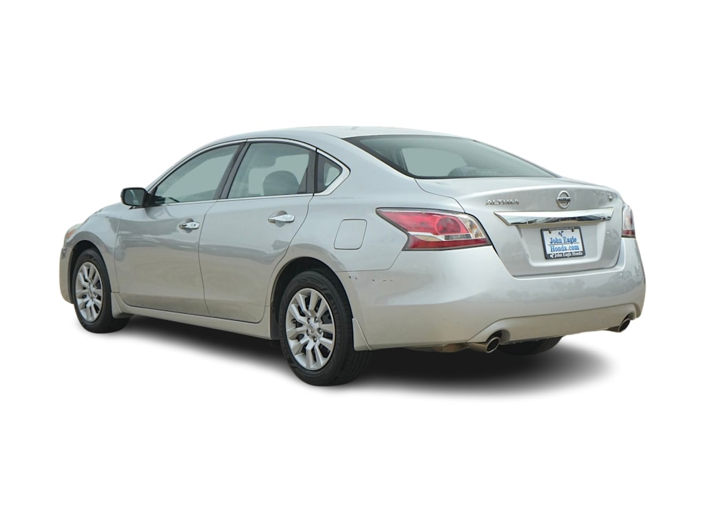 Thumbnail: 2015 Nissan Altima - 4