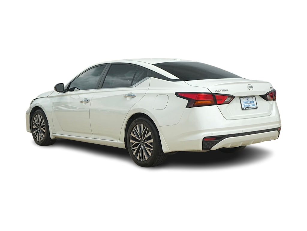 Thumbnail: 2024 Nissan Altima - 4
