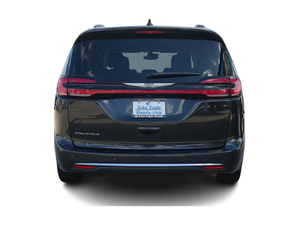 Thumbnail: 2022 Chrysler Pacifica - 5
